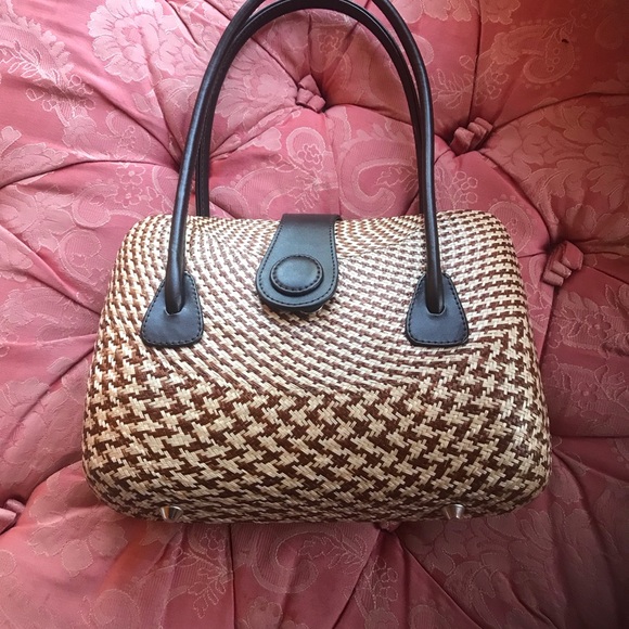 Nice unique handbag wear with jeans or dress it up - Picture 3 of 3